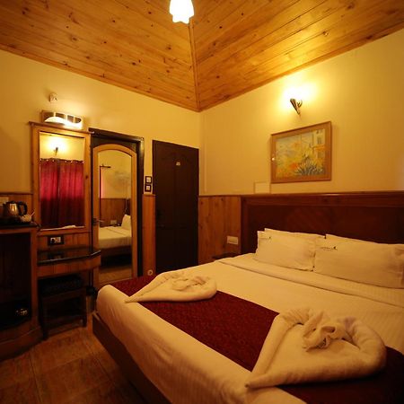 Pine Borough Inn Kodaikanal Exterior foto
