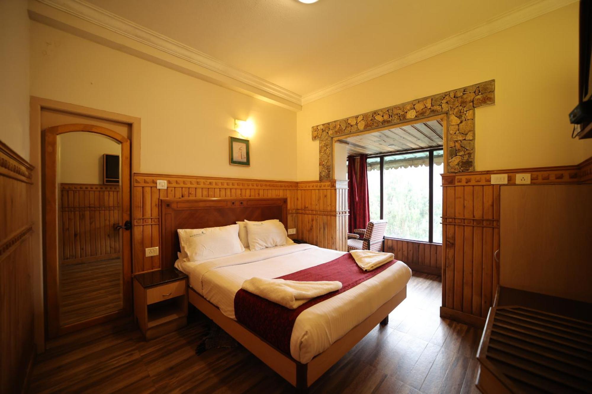 Pine Borough Inn Kodaikanal Exterior foto