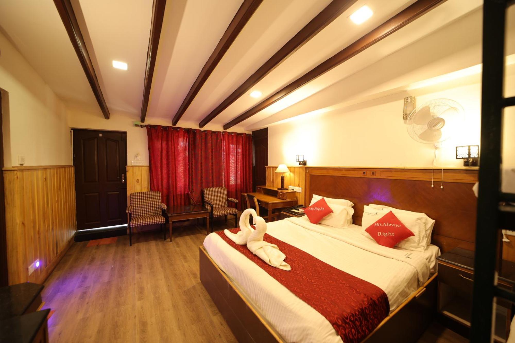 Pine Borough Inn Kodaikanal Exterior foto
