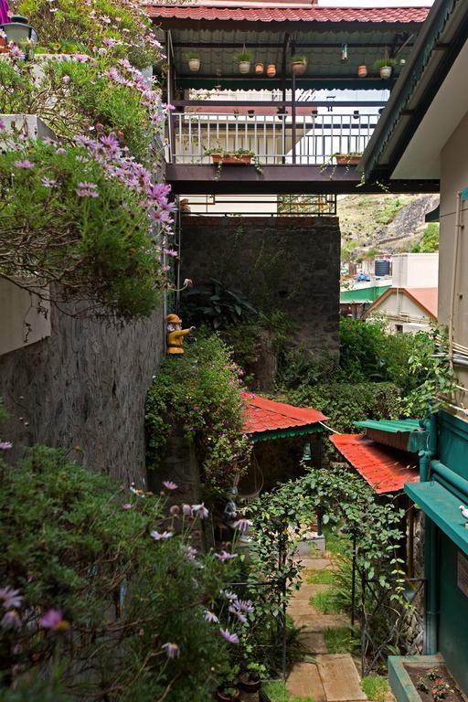 Pine Borough Inn Kodaikanal Exterior foto