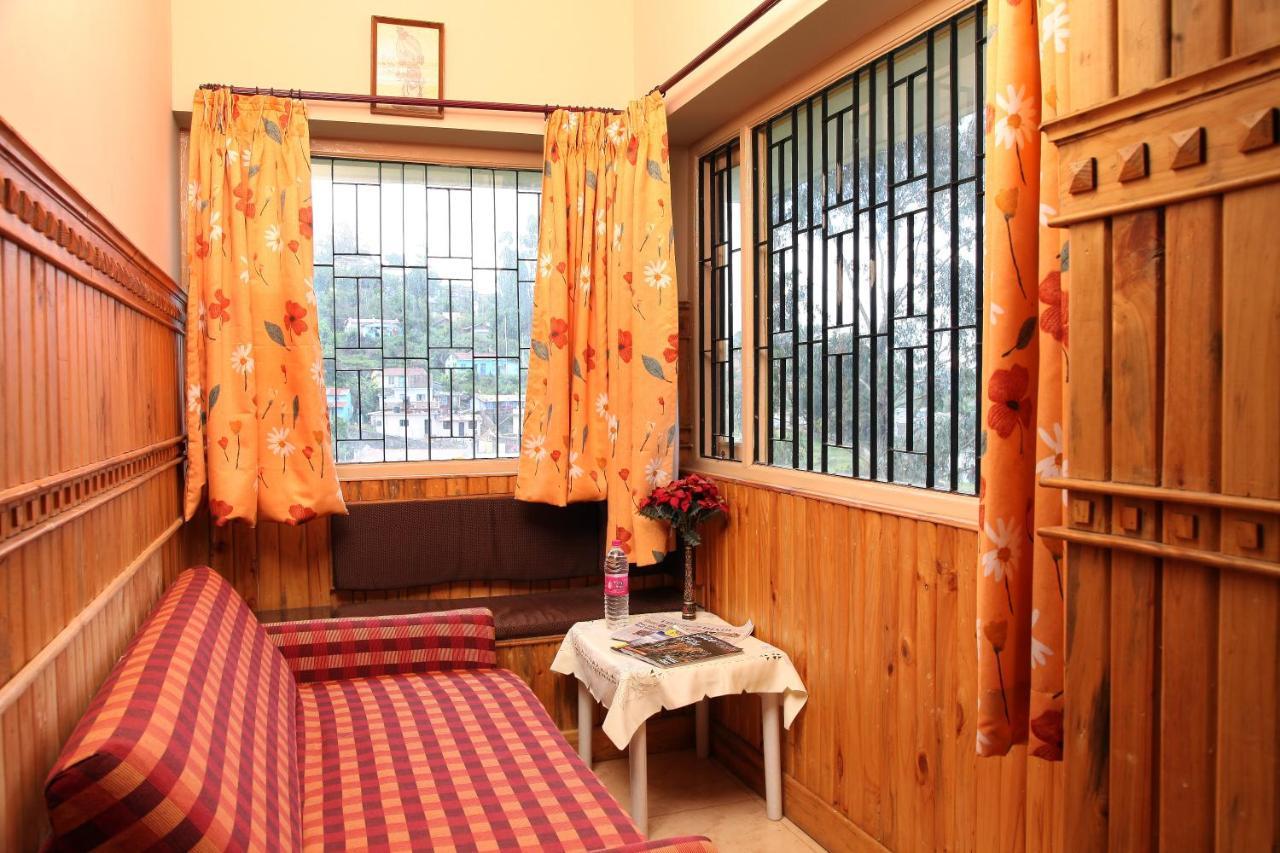 Pine Borough Inn Kodaikanal Exterior foto